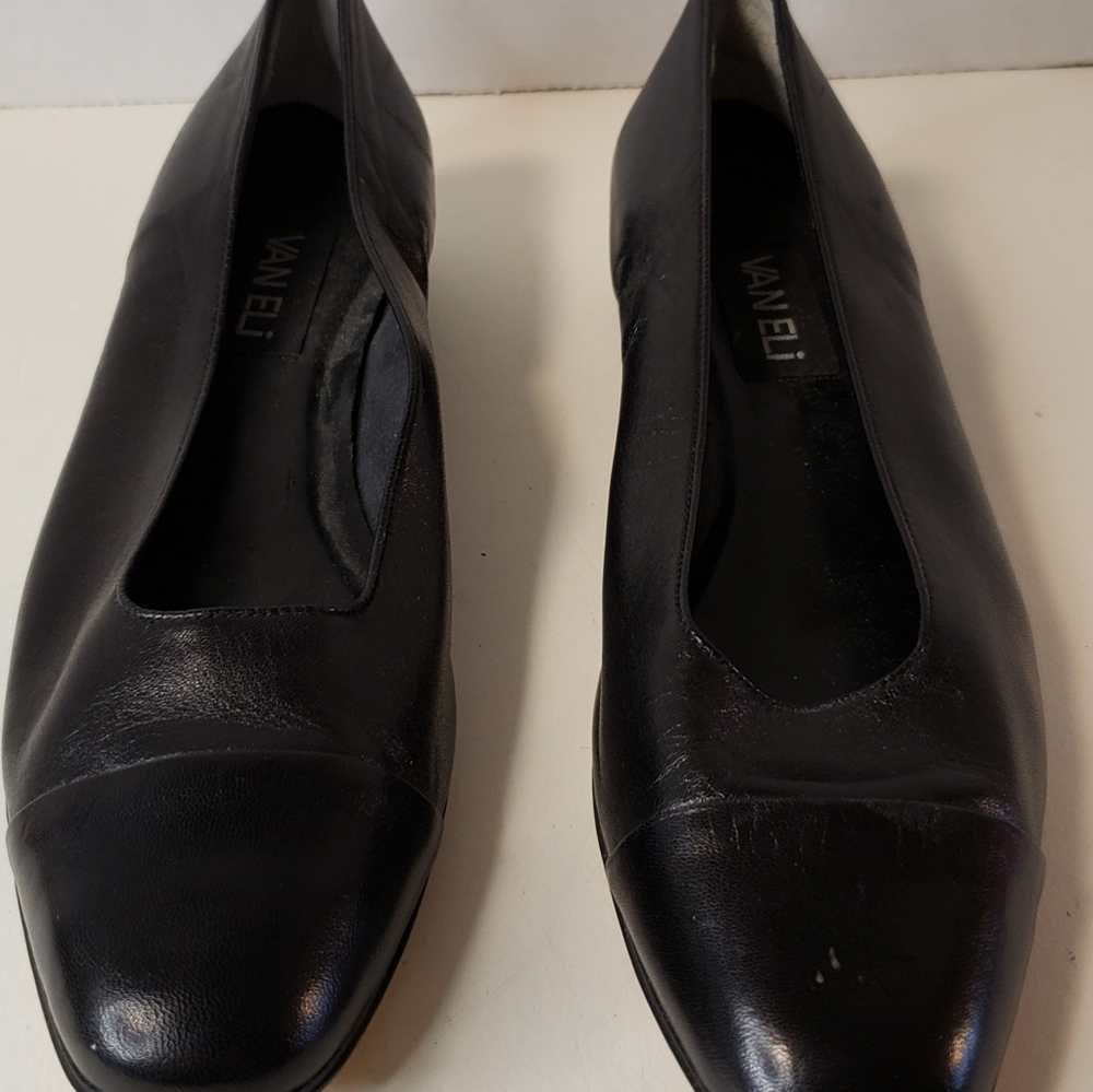 Vaneli Shoes Womens 10 S FC-313 Dress Flats Black Leather Cap Toe Casual Comfort